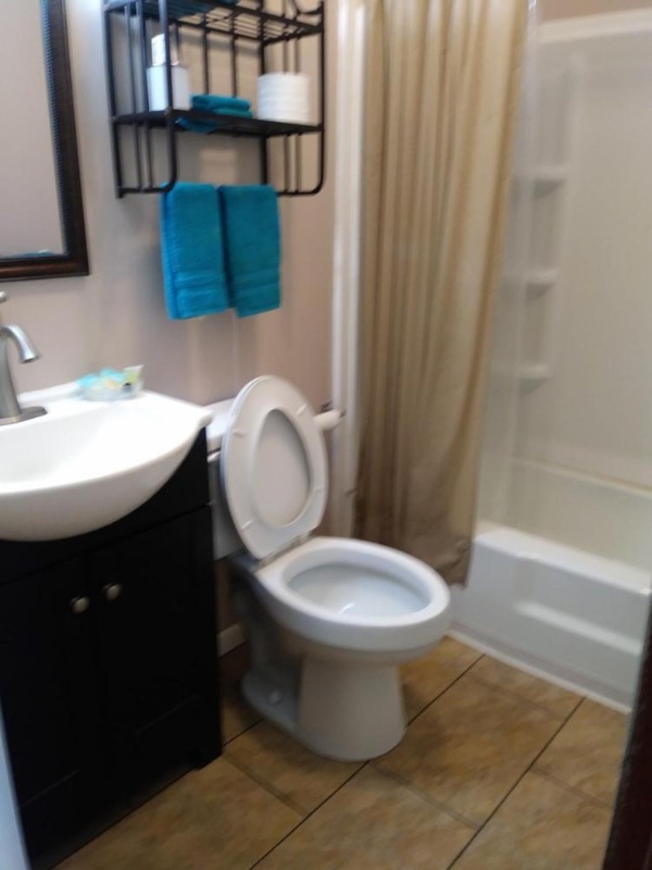 Rest Stop 6 Inn image 29